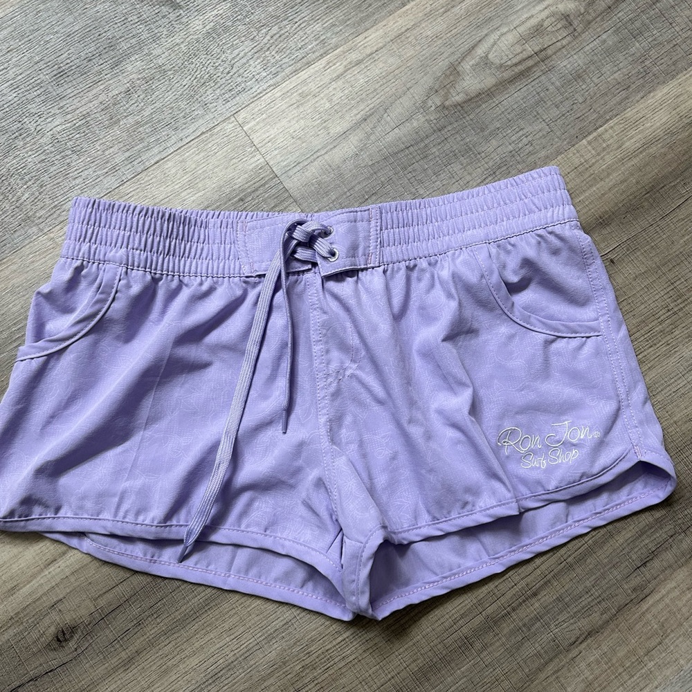 RON JON Surf Shop lavender shorts size Large